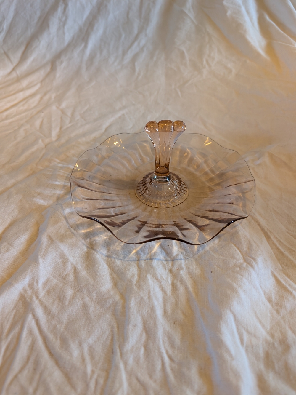 2/30$ Vintage Pink Glass Two-Tier Scalloped Server